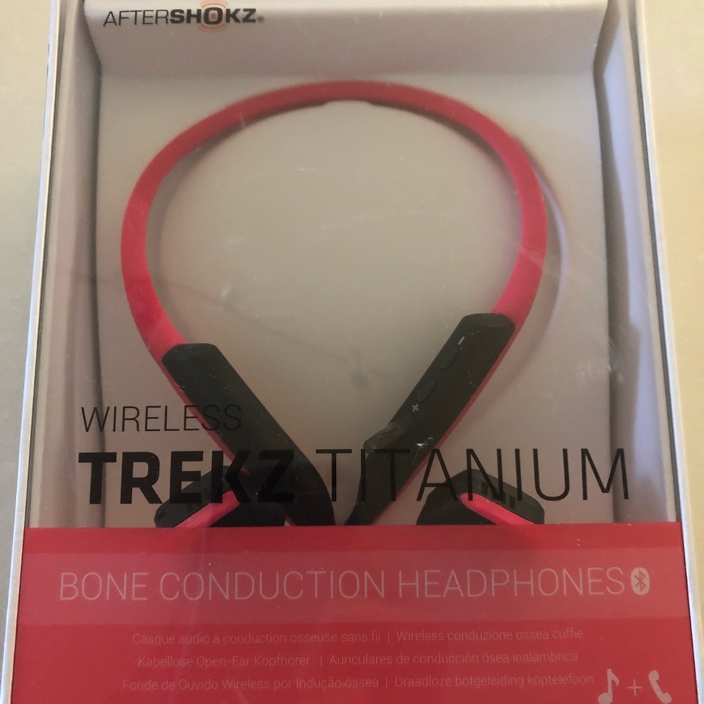Trekz bone conduction wireless headphones
